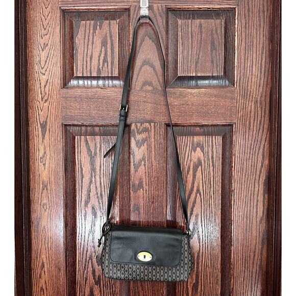 Fossil Gabriella Leather Flap Crossbody Purse Black Logo Lock Key - Picture 5 of 6